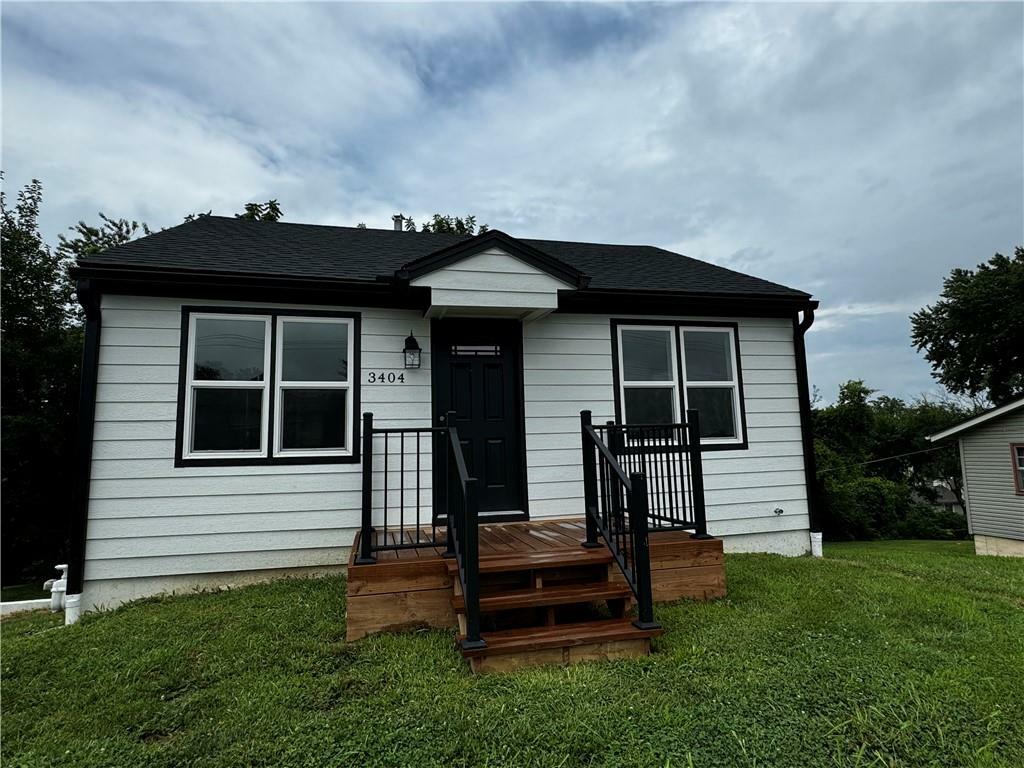 Property Photo:  3404 NE 72nd Street  MO 64119 