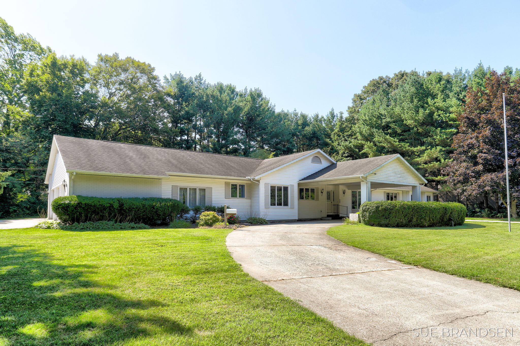 Property Photo: 970 Ottawa Beach Road MI 49424