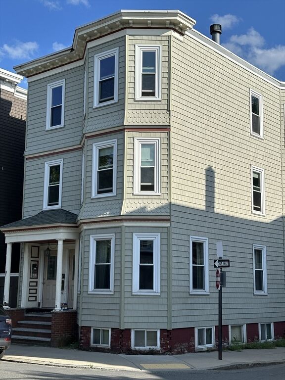 Property Photo: 633 E 8th St MA 02127