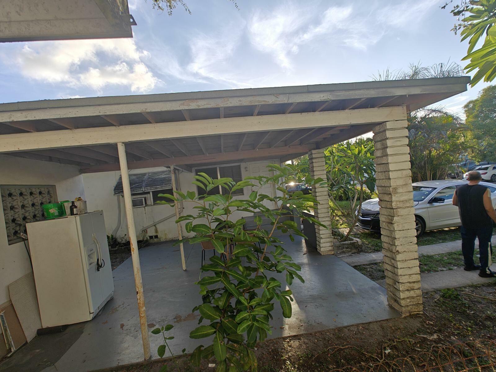 Property Photo:  266 NE 162nd Street  FL 33162 