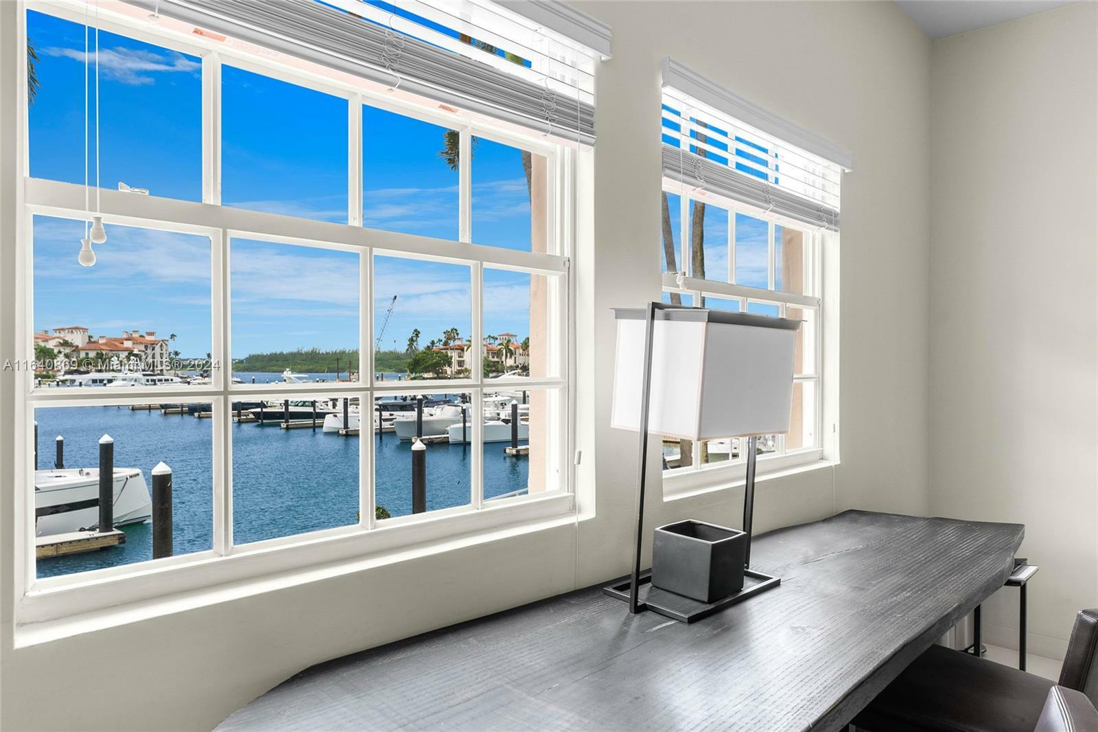 Property Photo:  40201 Fisher Island Dr 40201  FL 33109 