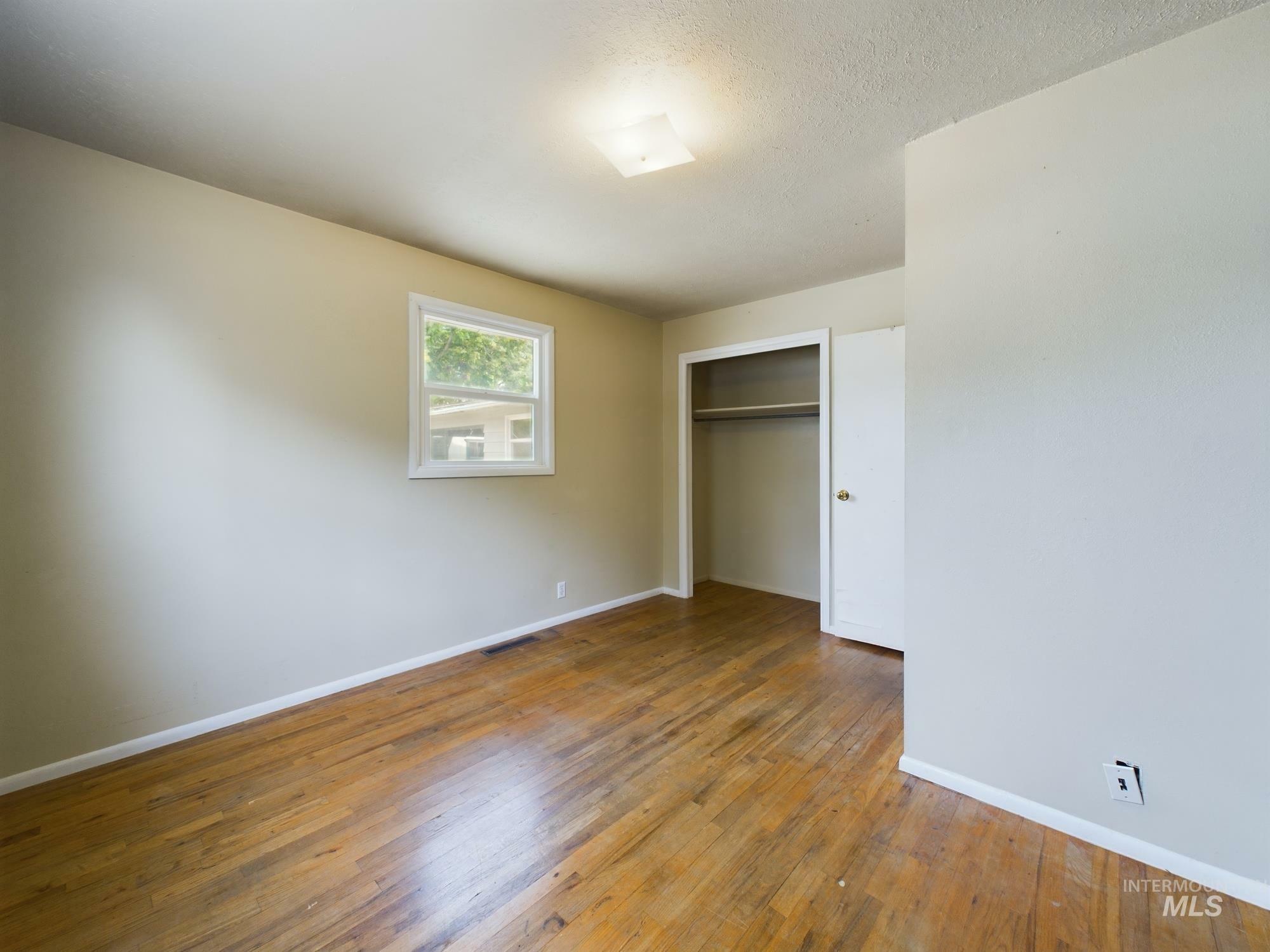 Property Photo:  1416 E Ash St  ID 83605 