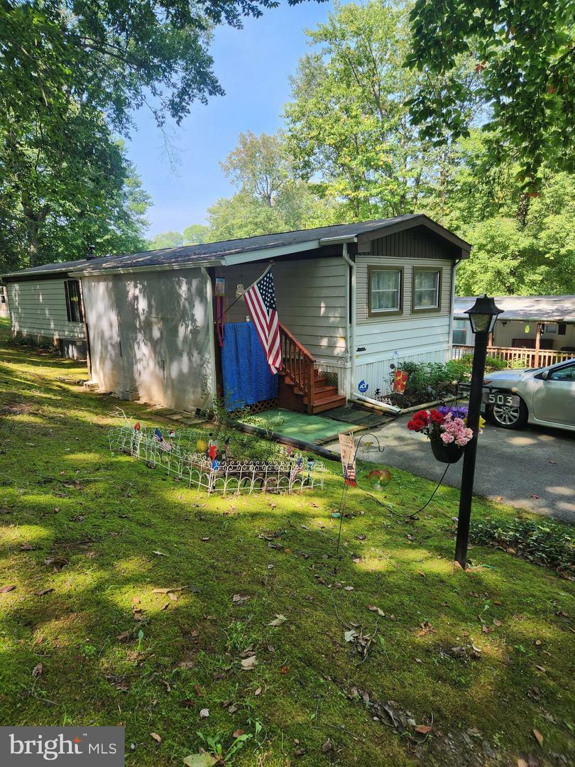 Property Photo:  503 Cedar Lane  PA 17560 