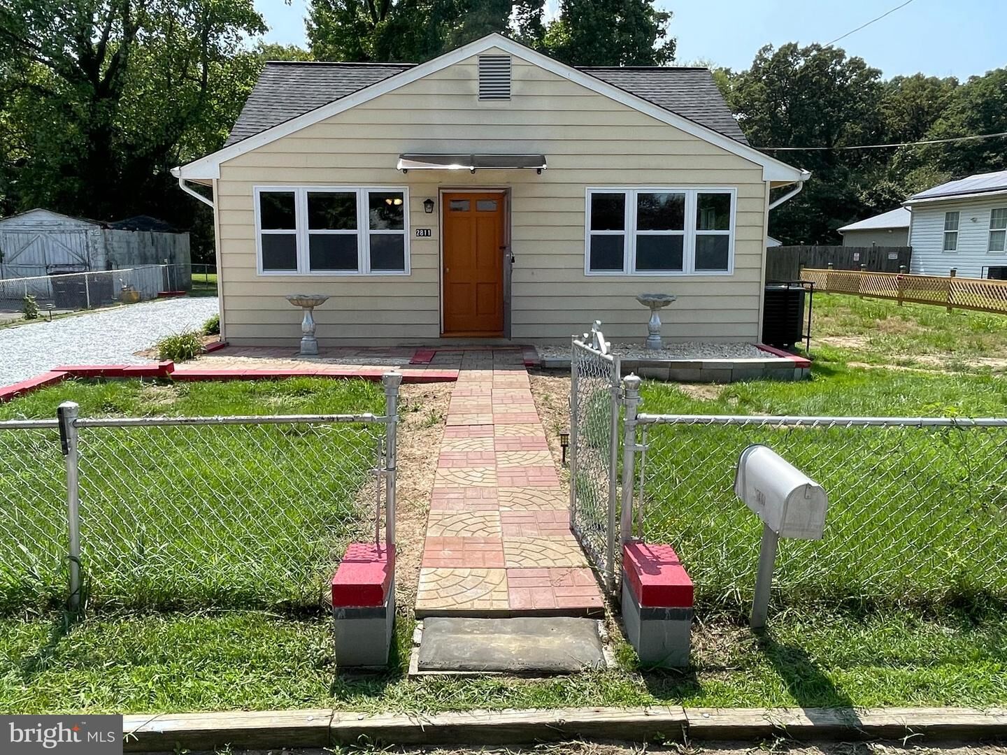 Property Photo:  2811 Lime Street  MD 20748 