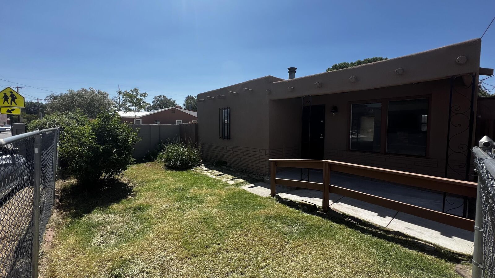 Property Photo:  234 Shropshire Place NW  NM 87107 