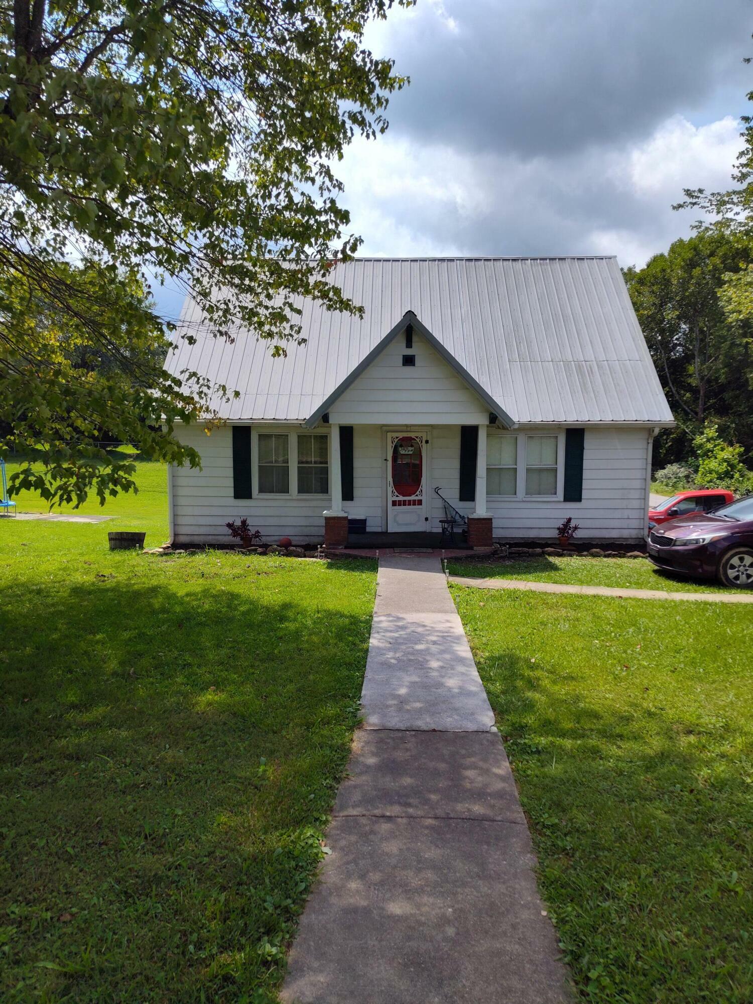 4063 3630 Highway  Annville KY 40402 photo
