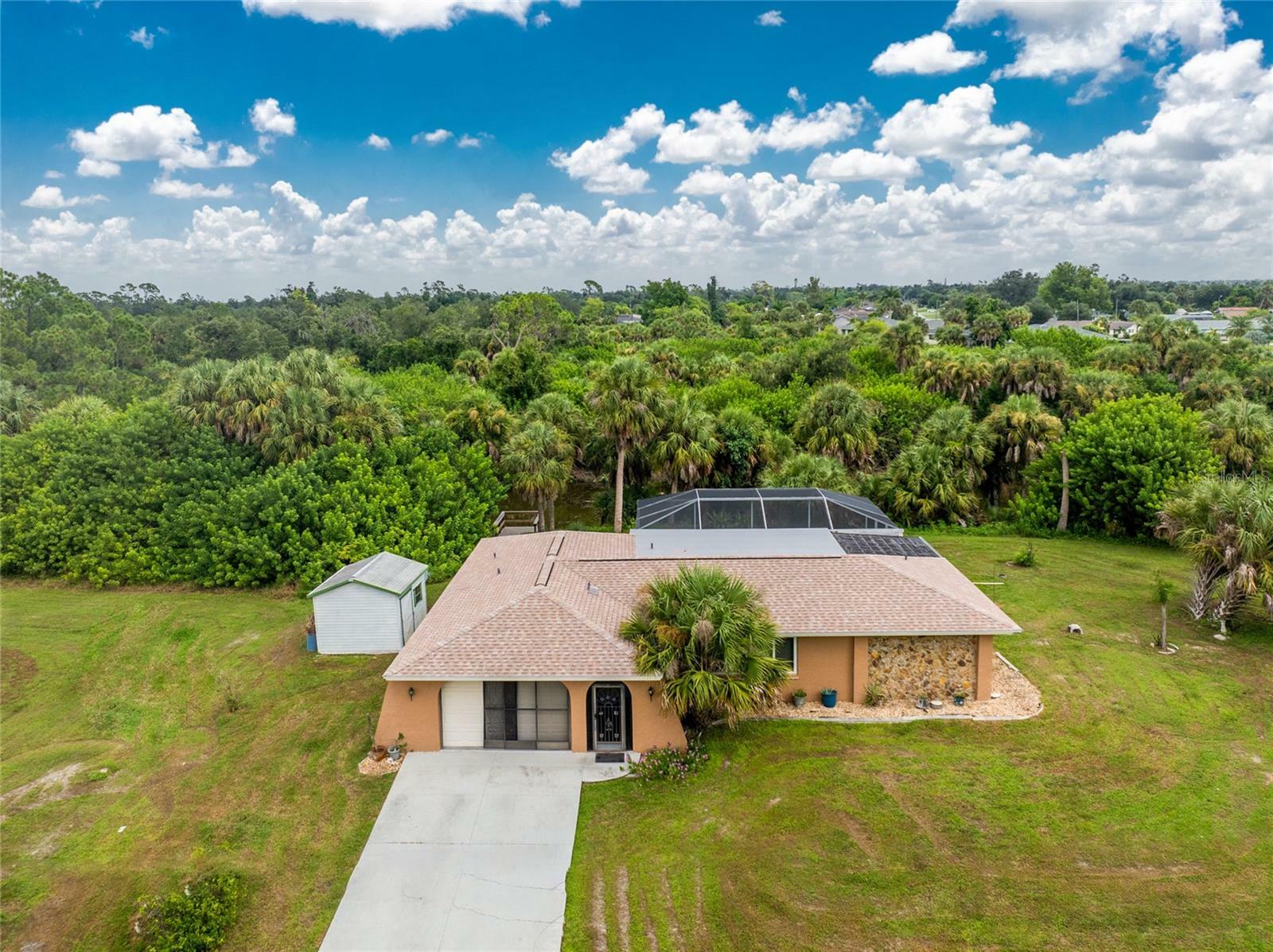 Property Photo:  1614 Viscaya Drive  FL 33952 