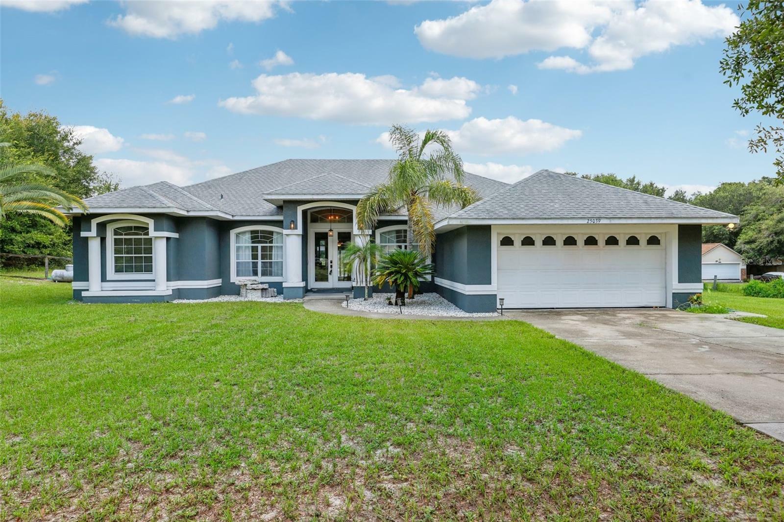 Property Photo:  25039 Adair Avenue  FL 32776 