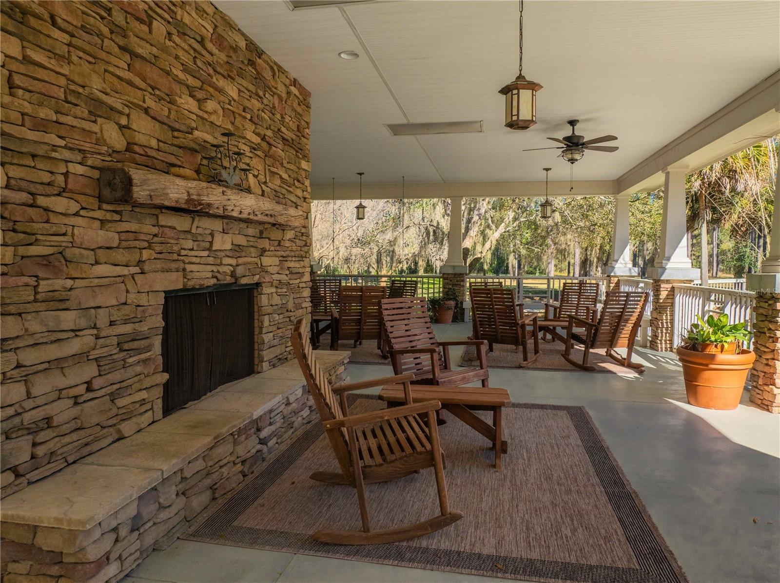 Property Photo: 19215 SW 21st Place FL 32669