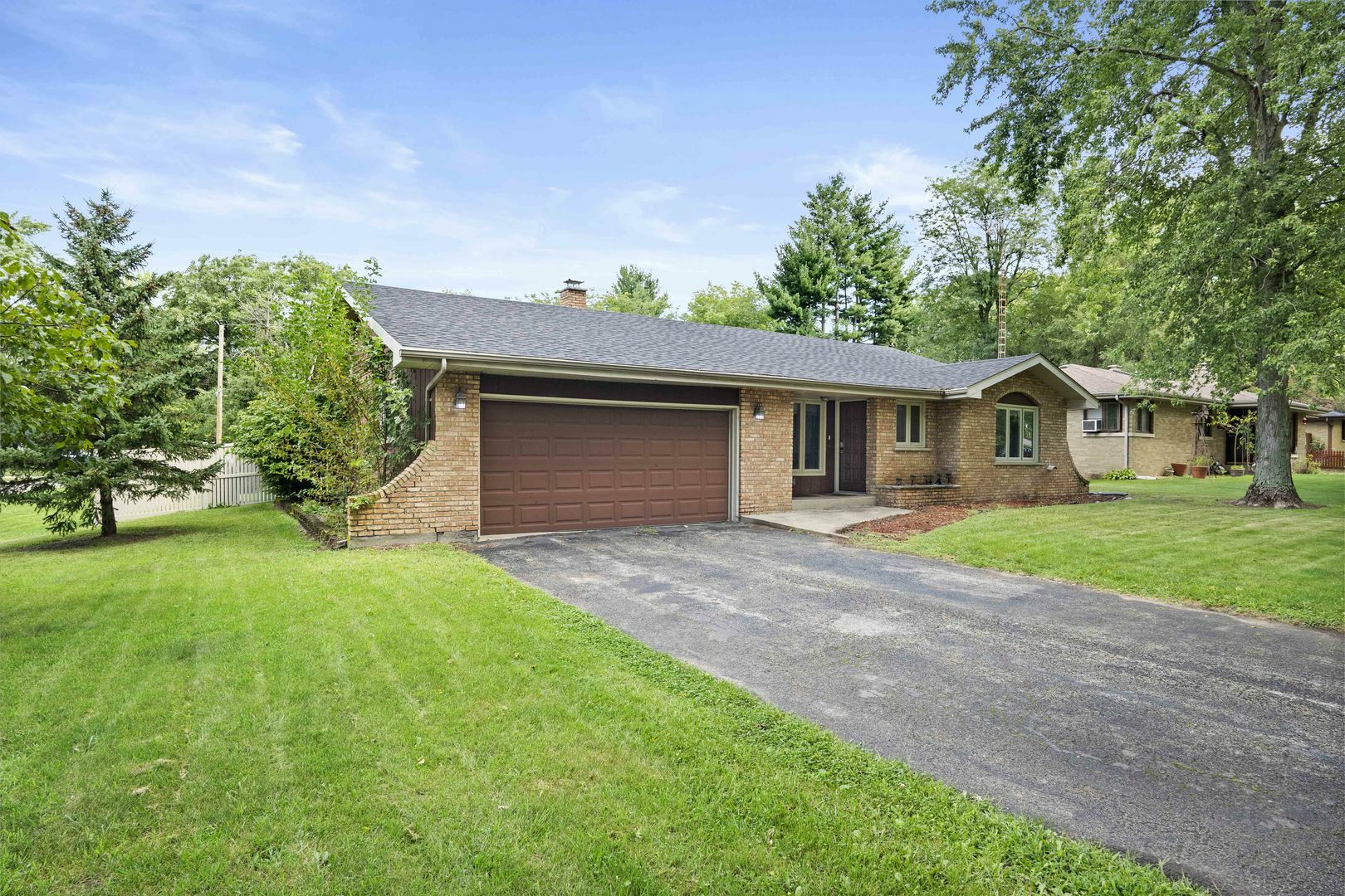 Property Photo:  2567 E Riverview Drive  IL 60901 