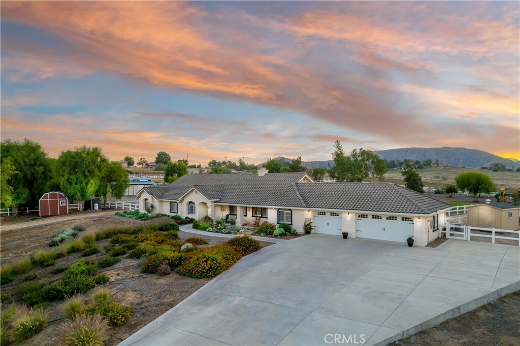 Property Photo:  23235 Modoc Court  CA 92570 