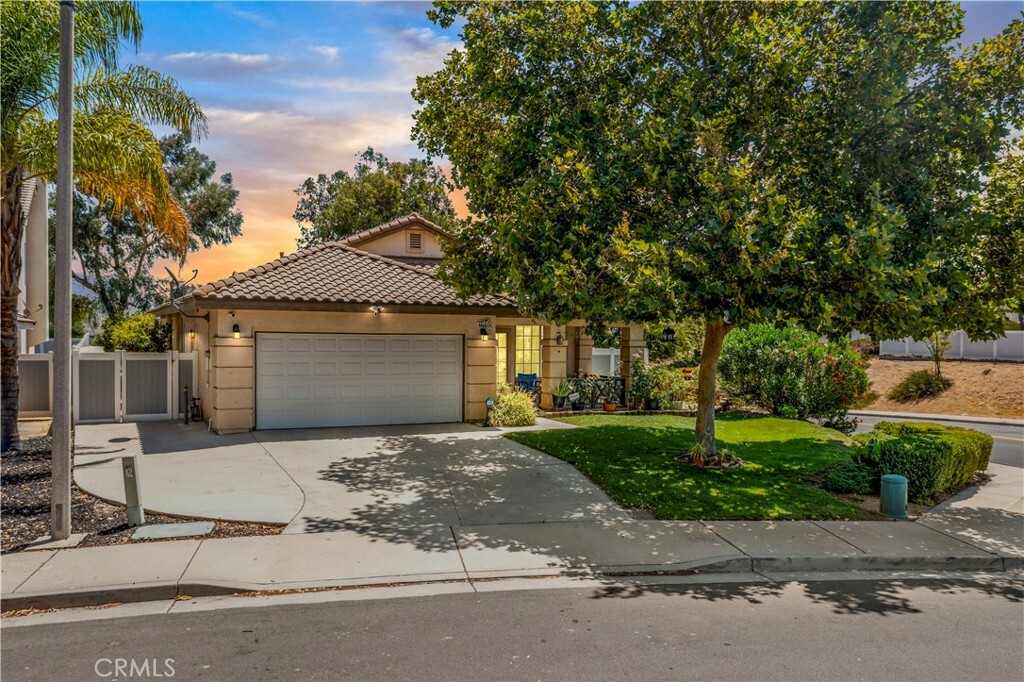 Property Photo:  27050 Bolo Court  CA 92883 