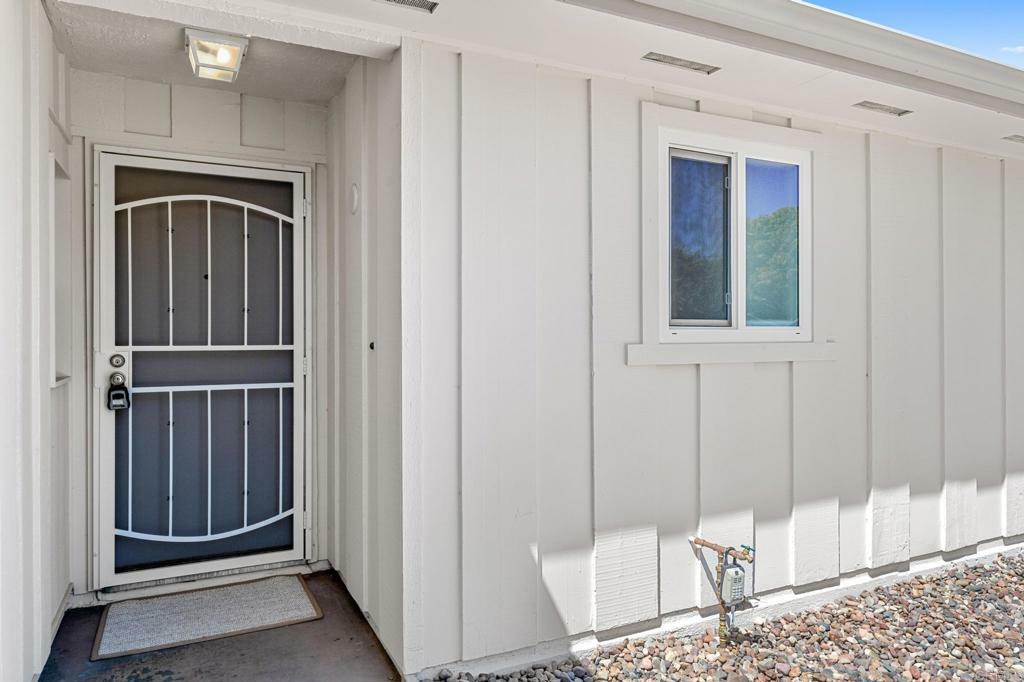 Property Photo:  4925 Luna Drive  CA 92057 