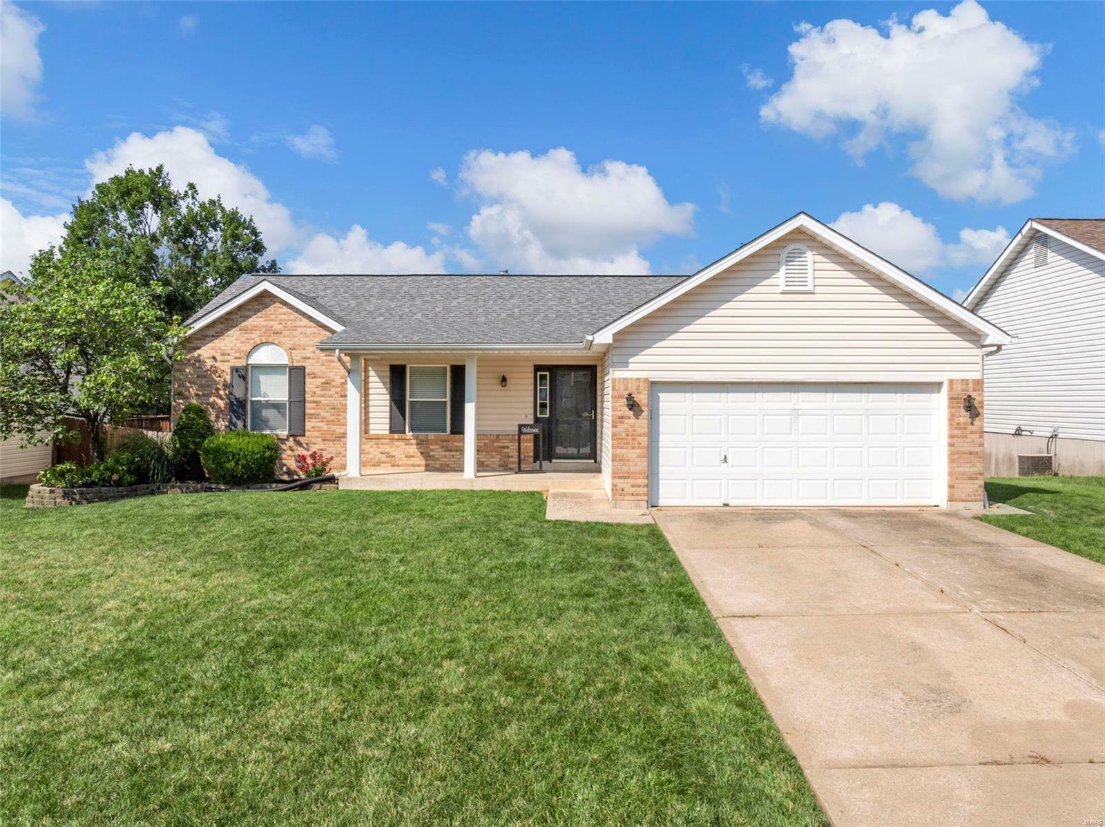 Property Photo:  725 Woodland Ridge Drive  MO 63376 