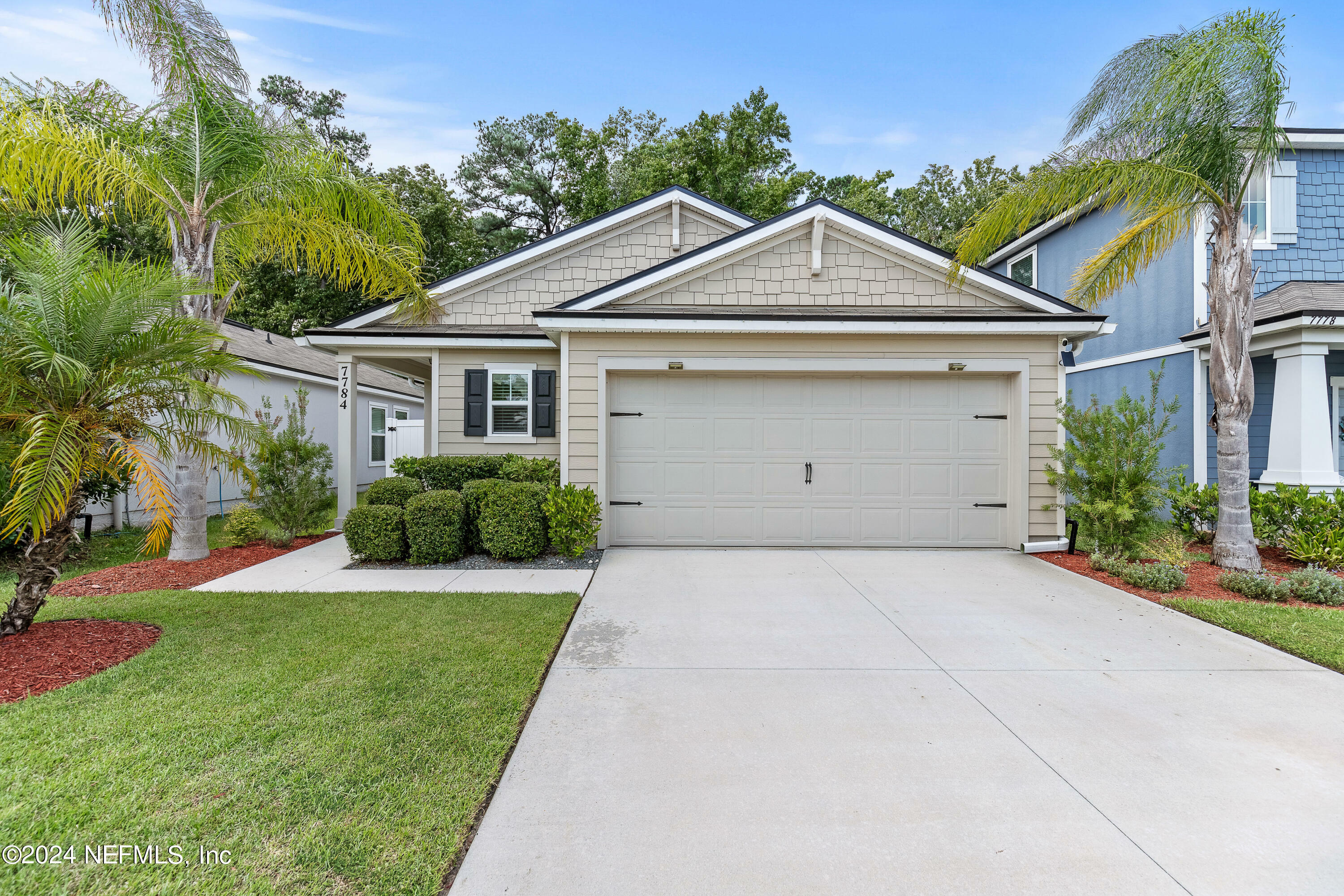 Property Photo:  7784 Meadow Walk Lane  FL 32256 