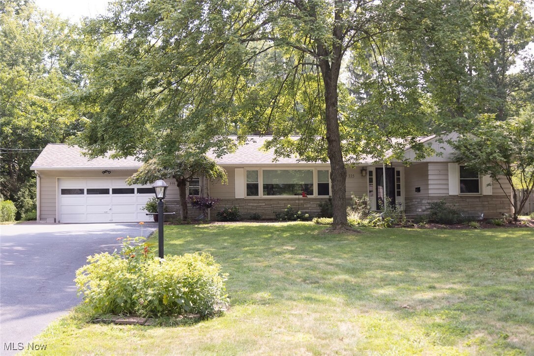 Property Photo:  335 Deer Trail Avenue  OH 44406 