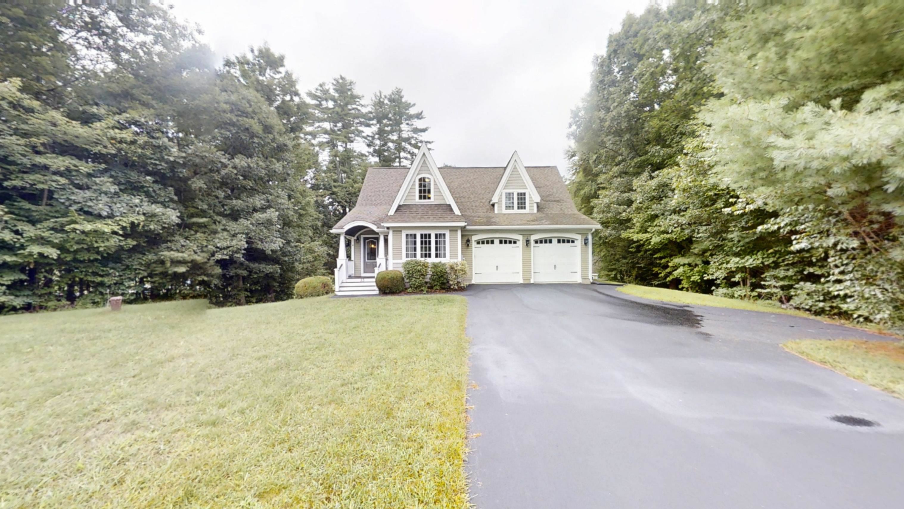 Property Photo:  53 Olde Bridge Lane  NH 03042 