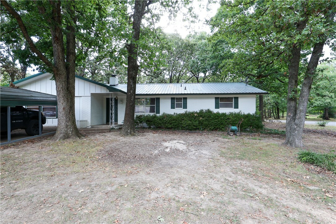 Property Photo:  669 Park Street  AR 72722 