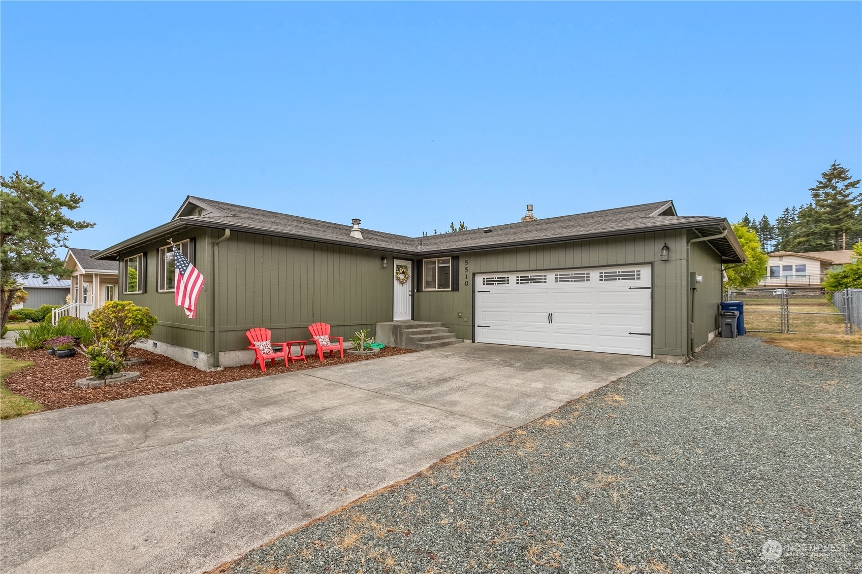 Property Photo:  5510  Kingsway  WA 98221 