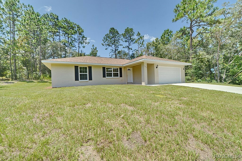 Property Photo:  7908 N Santos Drive  FL 34434 