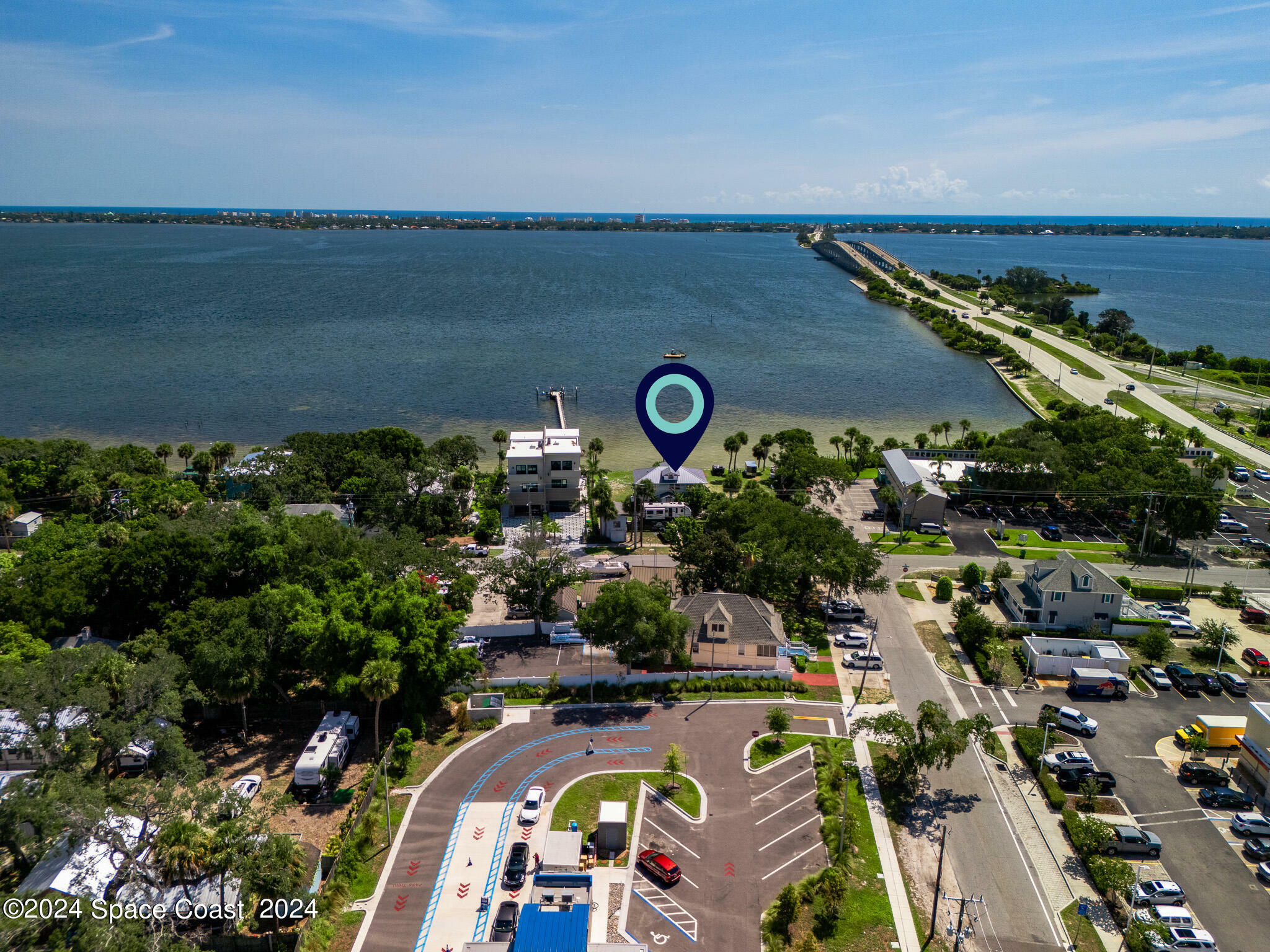 Property Photo: 1811 Riverview Drive FL 32901