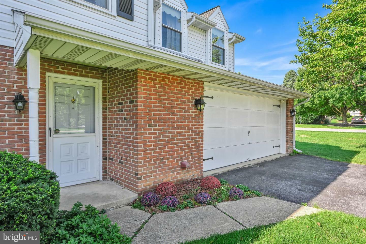 Property Photo:  490 Philmont Drive  PA 17601 