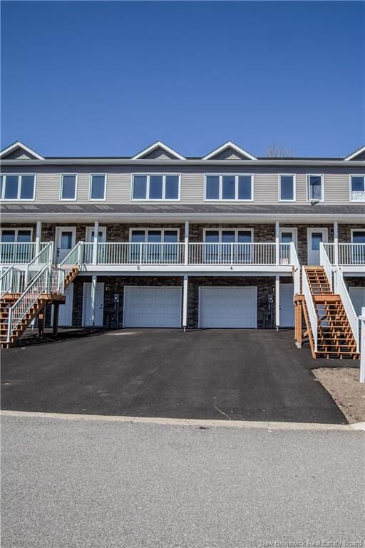 Property Photo: 4 Rockingstone Drive NB E2M 0B5