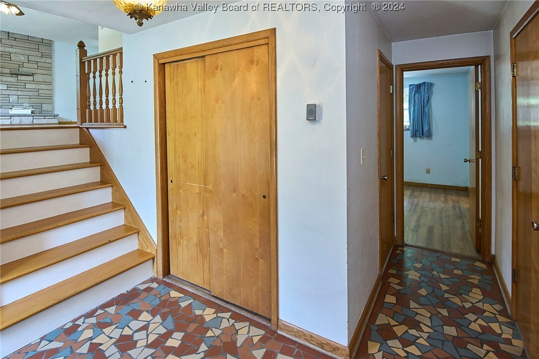 Property Photo:  1505 Village Drive  WV 25309 