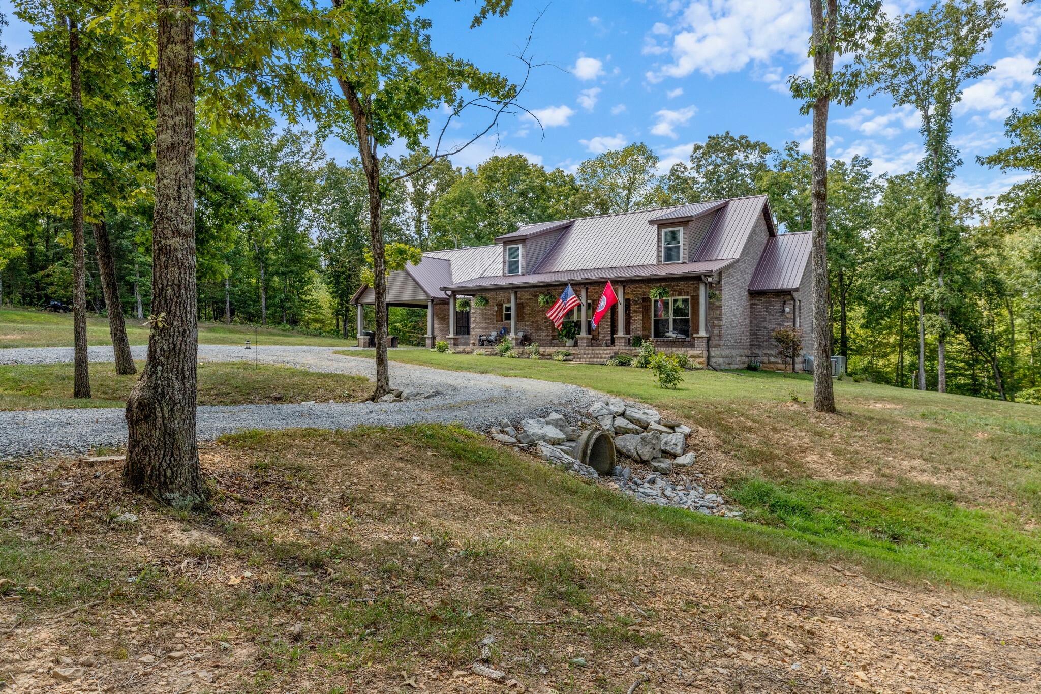 Property Photo:  130 Covington Ln  TN 37055 