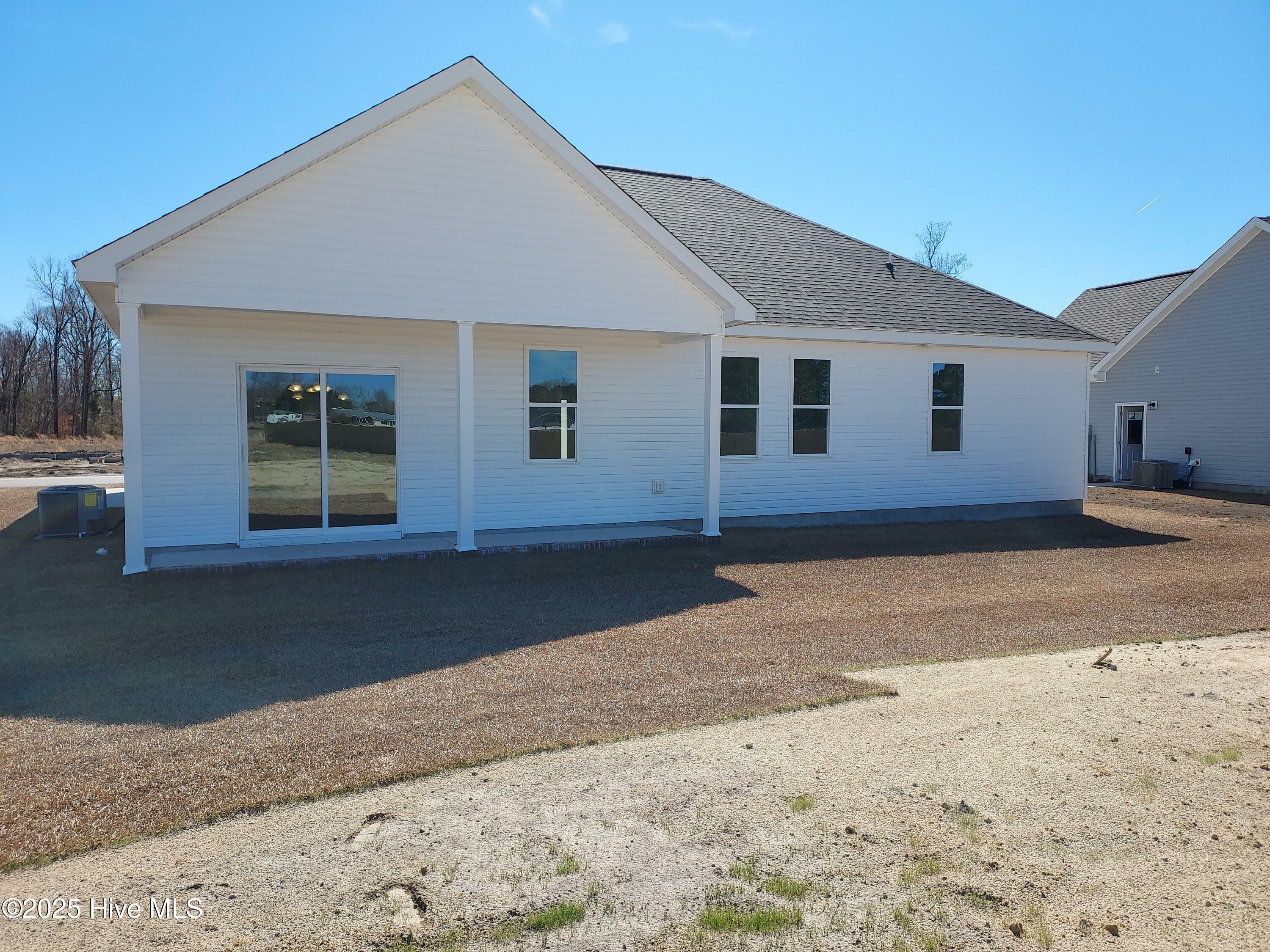 Property Photo:  635 Bright Harvest Drive  NC 28555 