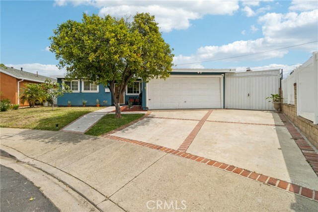 Property Photo:  11428 Blythe Street  CA 91605 