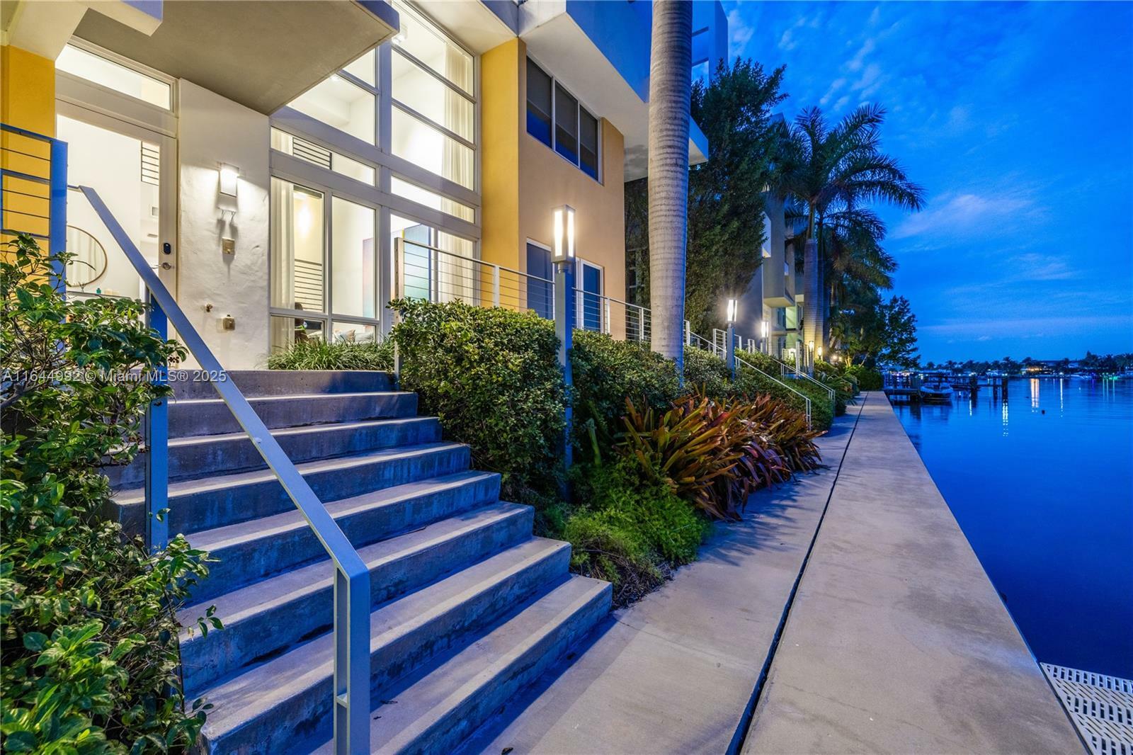 Property Photo: 77 N Shore Dr 77 FL 33141