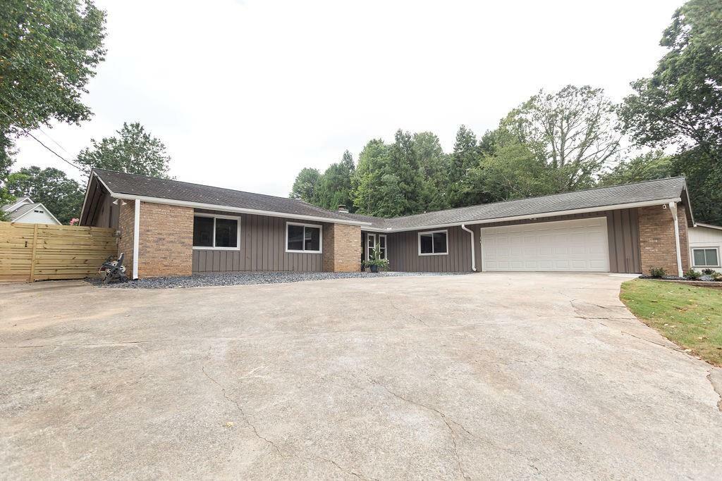 Property Photo:  2203 Brendon Drive  GA 30338 