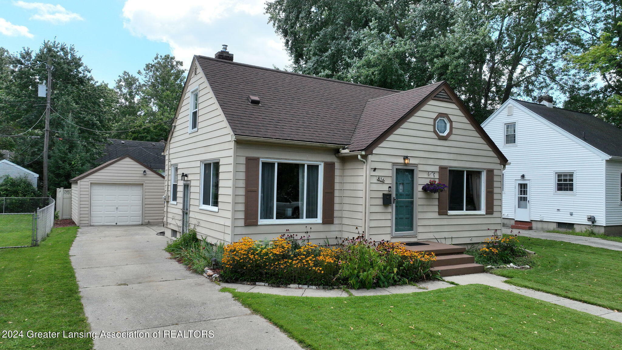 816 Hamilton Avenue  Lansing MI 48910 photo