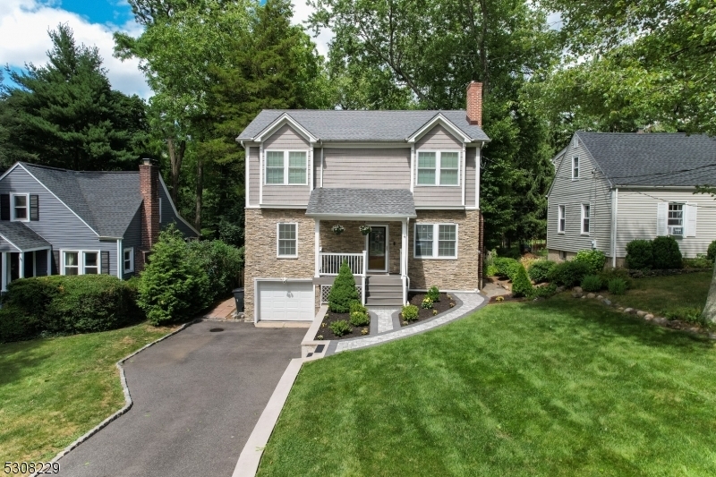 Property Photo:  24 Cedar Ln  NJ 07928 