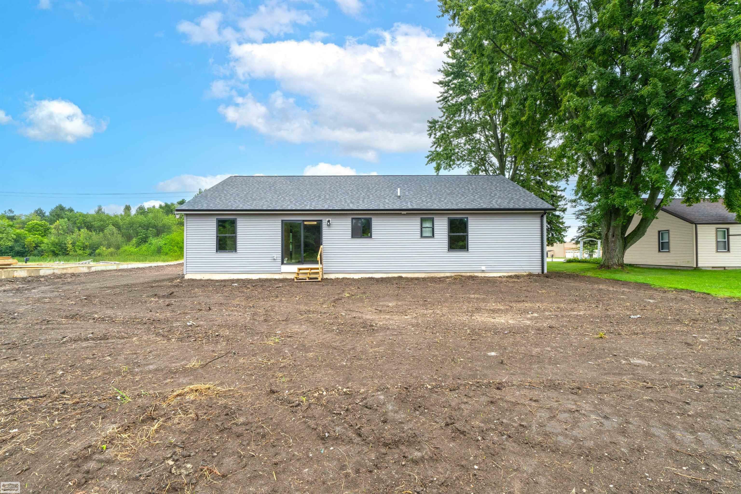 Property Photo:  263 Range Road  MI 48074 