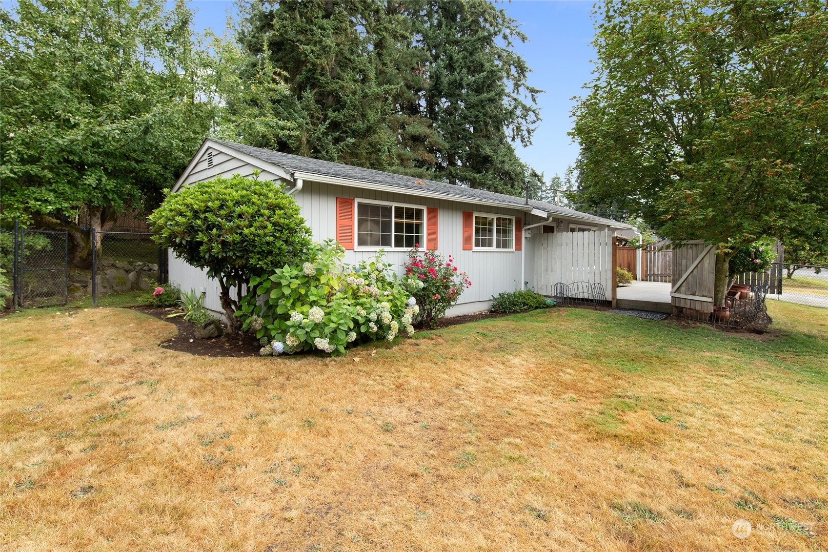 Property Photo: 4901 222nd Street SW WA 98043