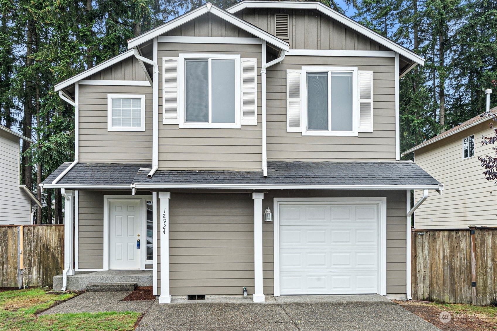 12924 159th Street E  Puyallup WA 98374 photo