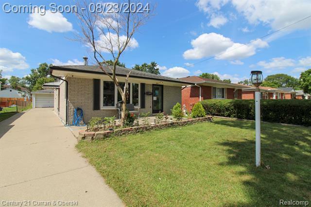 Property Photo:  6151 Robindale Avenue  MI 48127 