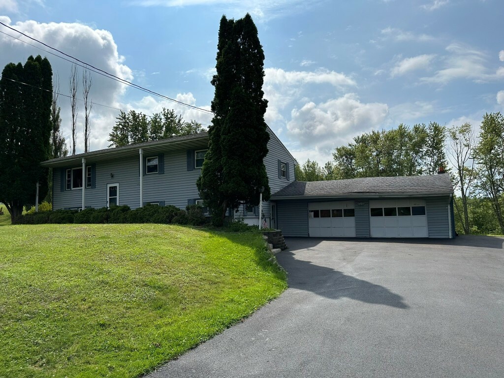 Property Photo:  542 Nowlan Road  NY 13904 