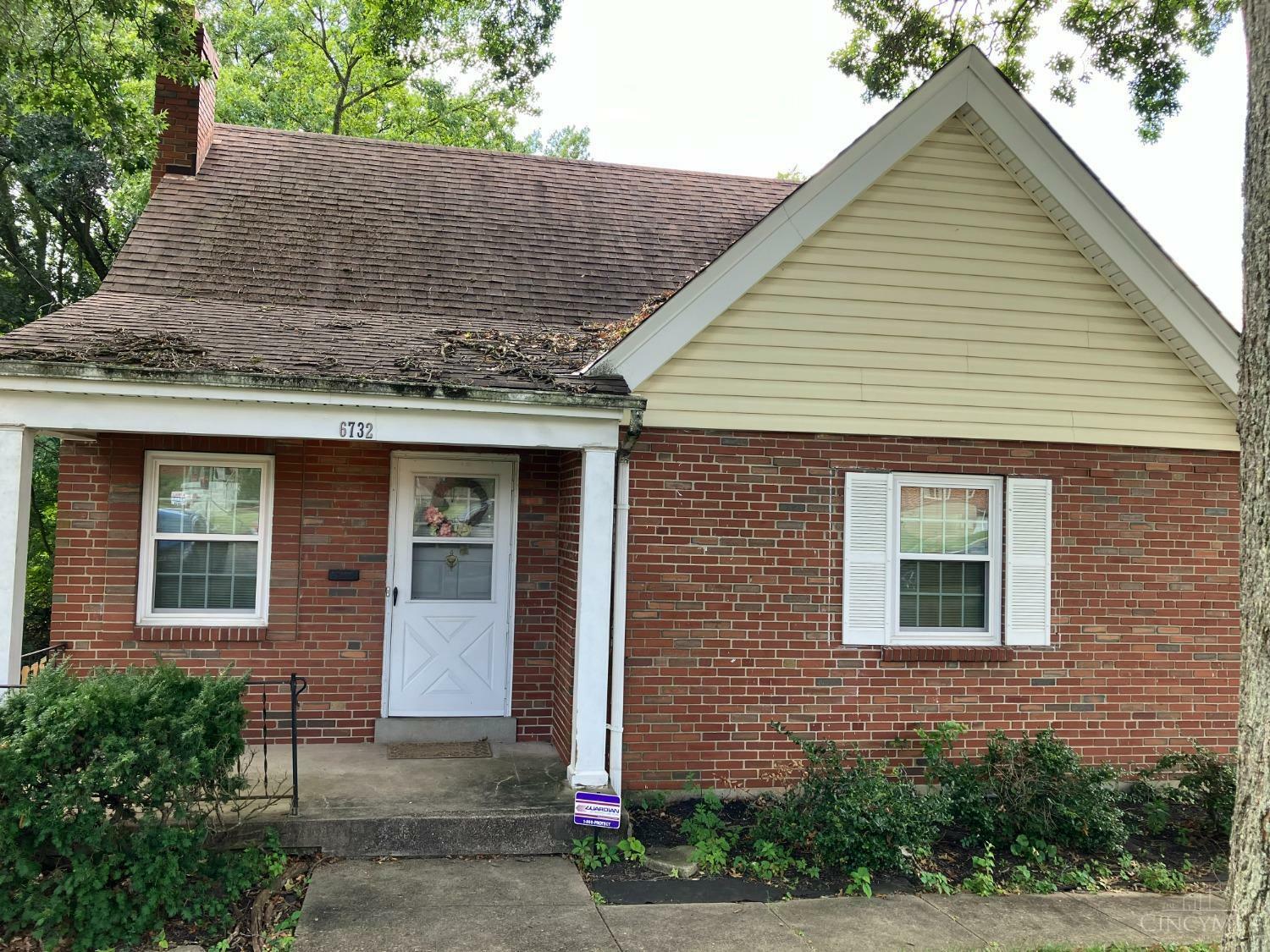 Property Photo:  6732 Hampton Drive  OH 45236 