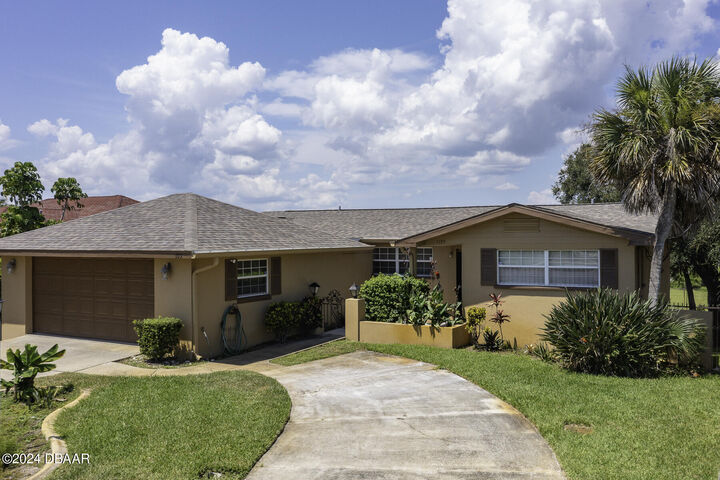 1199 N Halifax Avenue  Daytona Beach FL 32118 photo