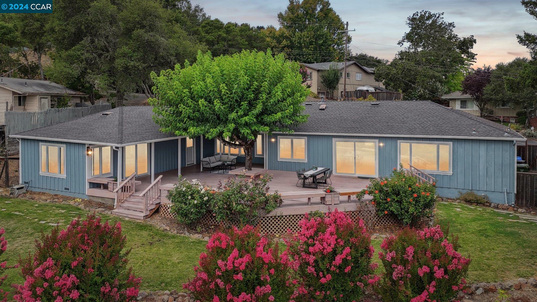 43 Crestview Dr  Orinda CA 94563 photo