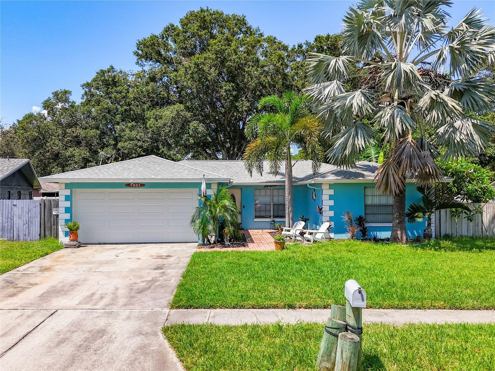 Property Photo:  7001 Dalkeith Avenue N  FL 33709 