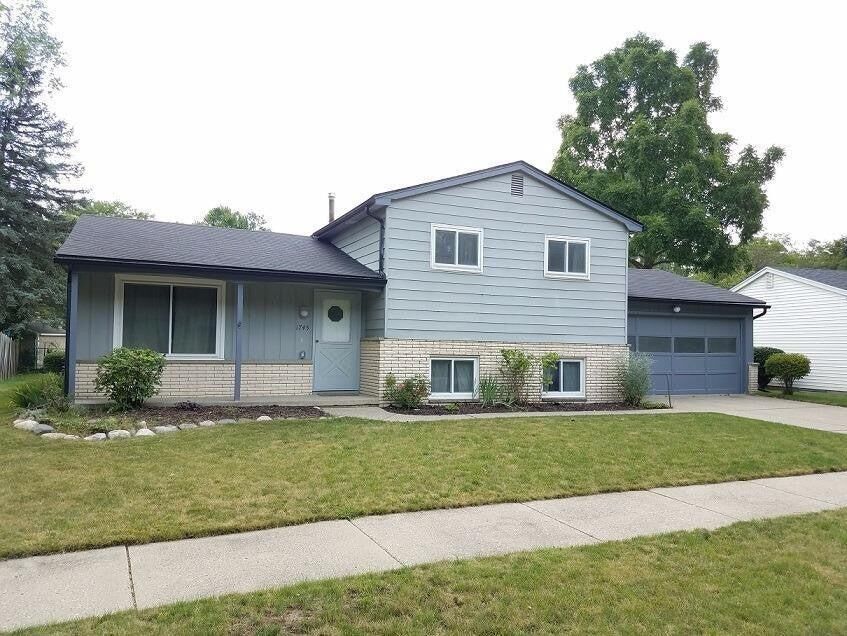 Property Photo:  1745 David Court  MI 48105 