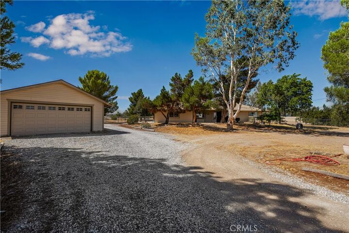 Property Photo:  10171 Cambria Road  CA 92344 