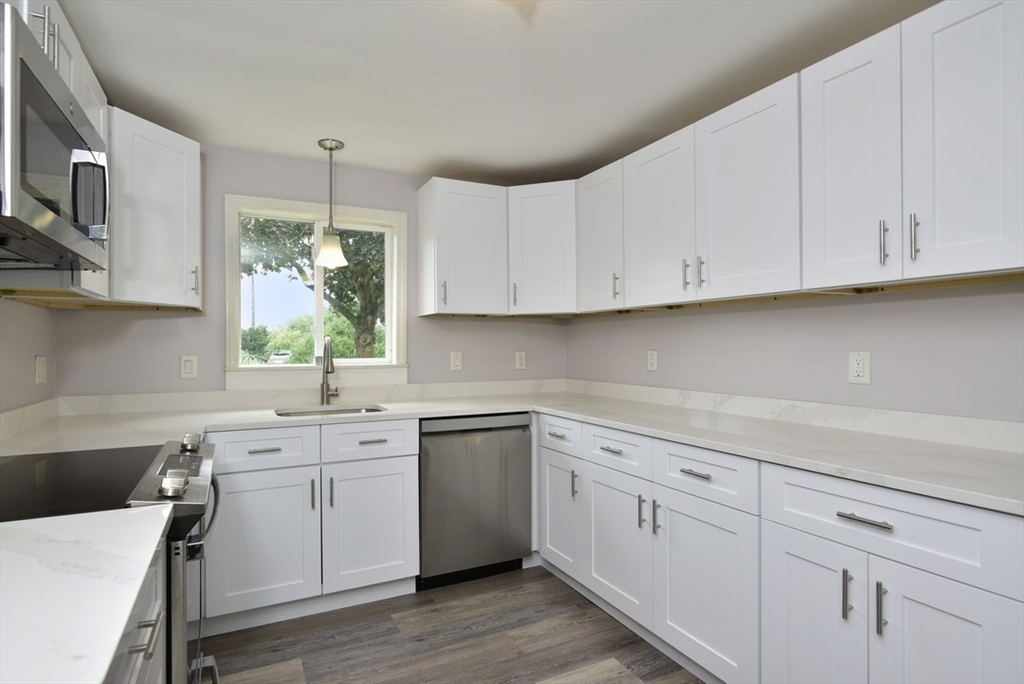 Property Photo:  95 Pondview Circle  MA 02301 