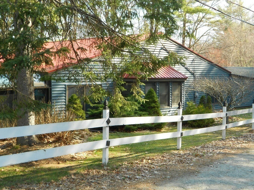 Property Photo:  10 Aline St 10  MA 01826 
