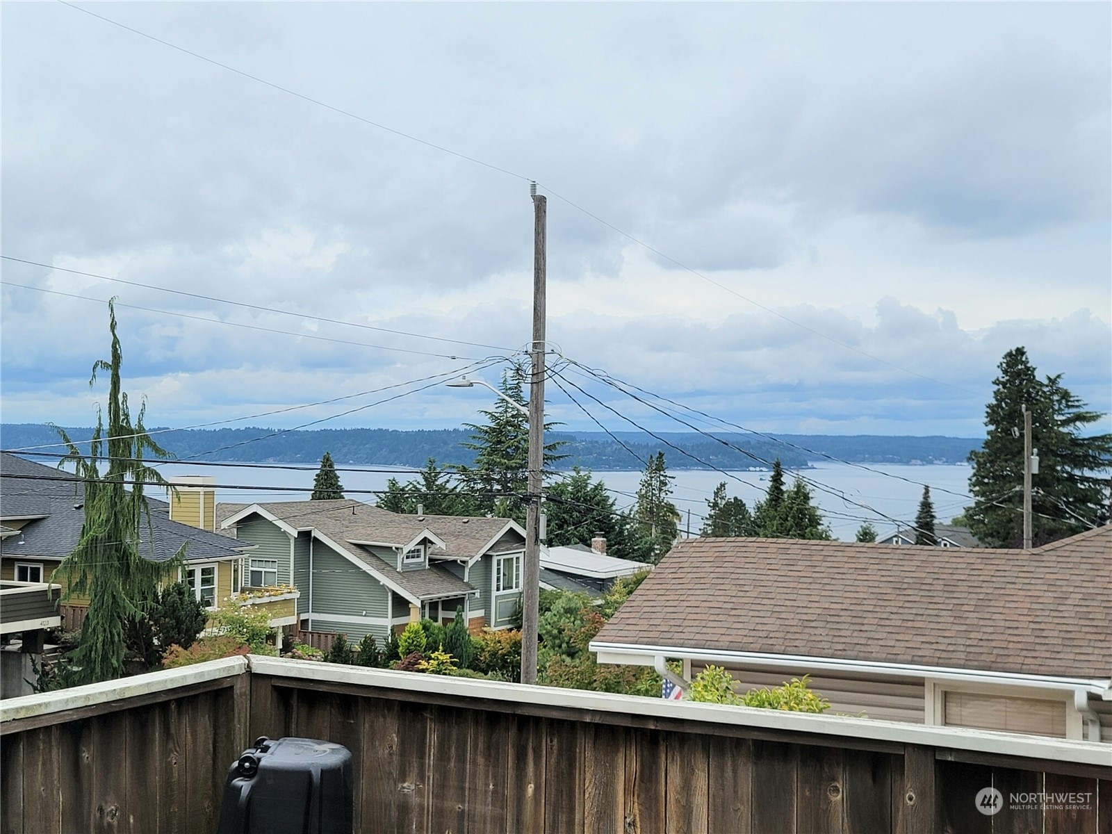 Property Photo:  4110 SW Elmgrove Street  WA 98136 