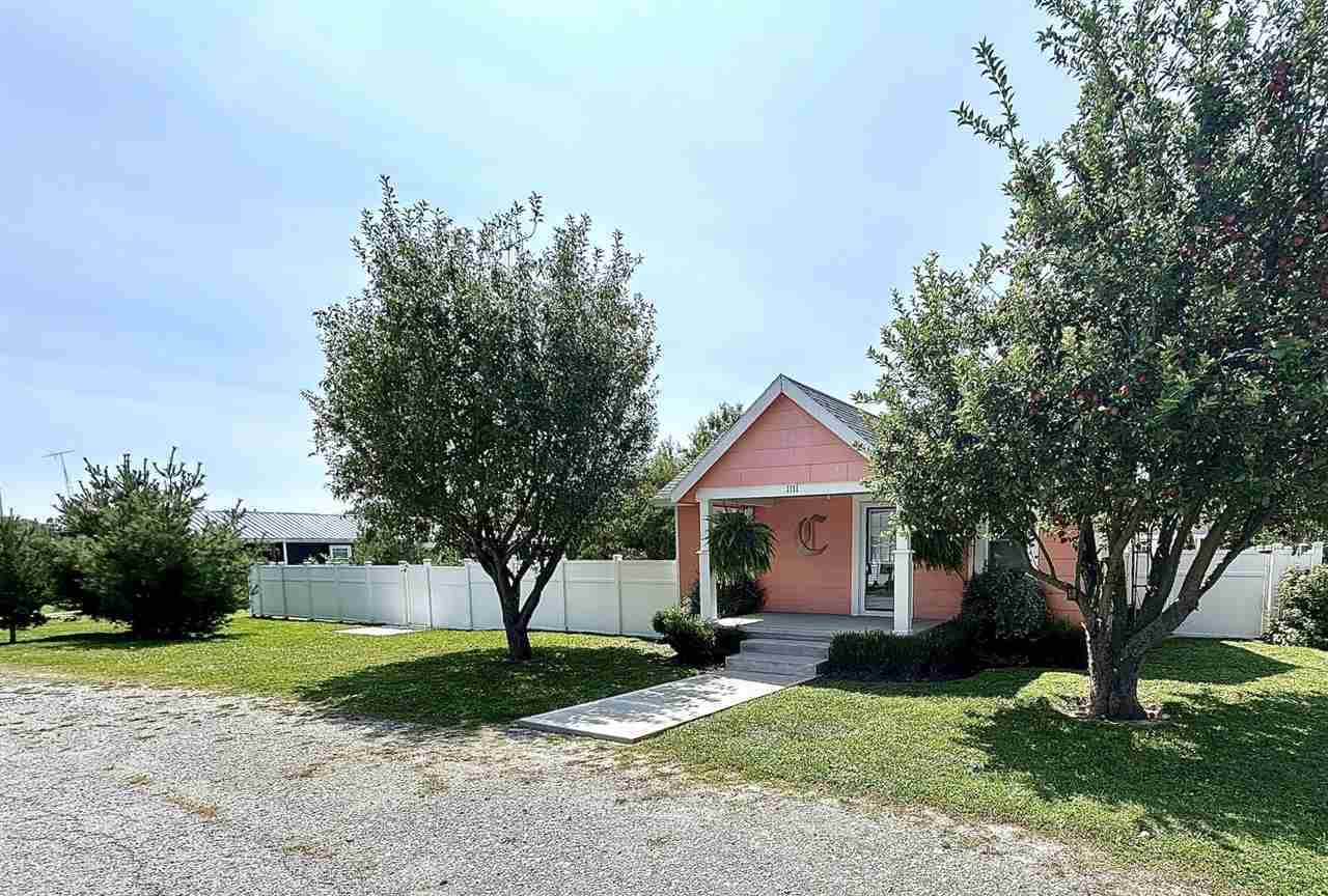 Property Photo:  1111 Houghton Street  IN 47331 